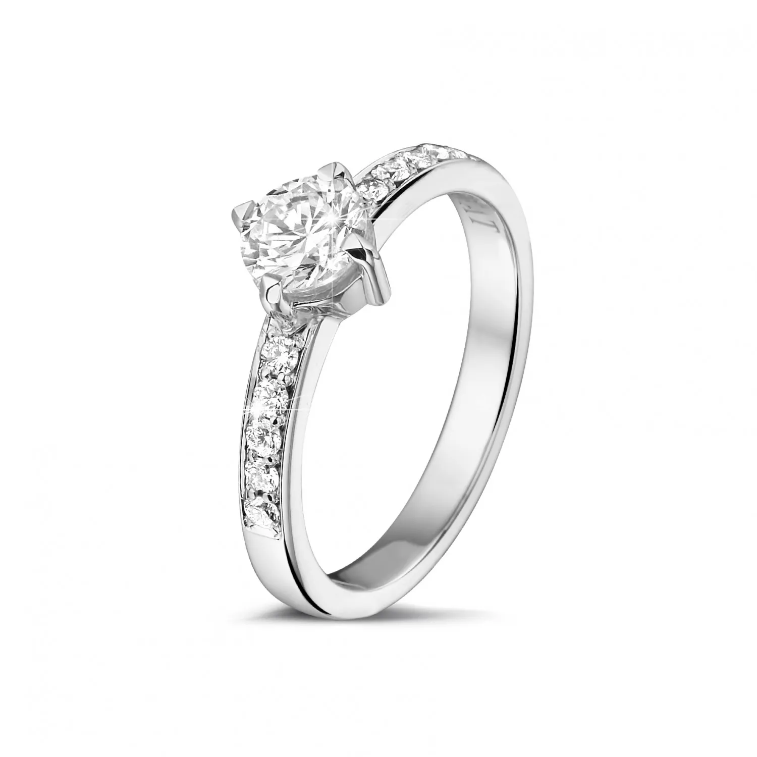 0.70 quilates anillo solitario diamante en platino con diamantes en los lados 