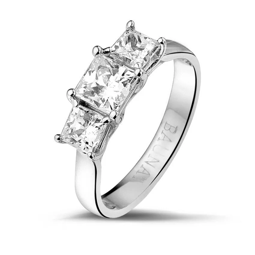 1.50 quilates anillo trilogía en platino con diamantes talla princesa 