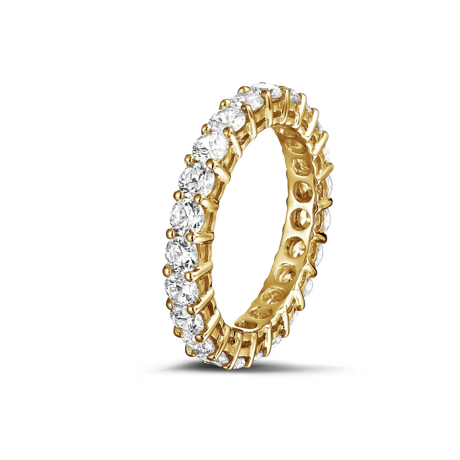 2.30 quilates alianza diamante en oro amarillo 