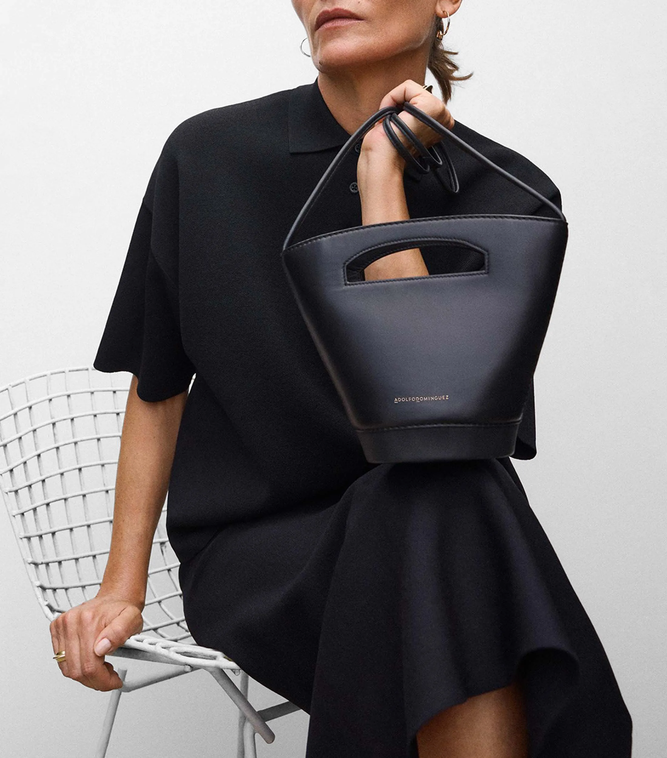 Adolfo Dominguez Bolso bucket en piel Mujer
