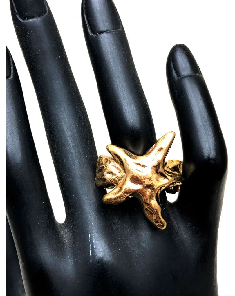 ANILLOS DORADOS CON BONITO DISEÑO DE ESTRELLA DE MAR