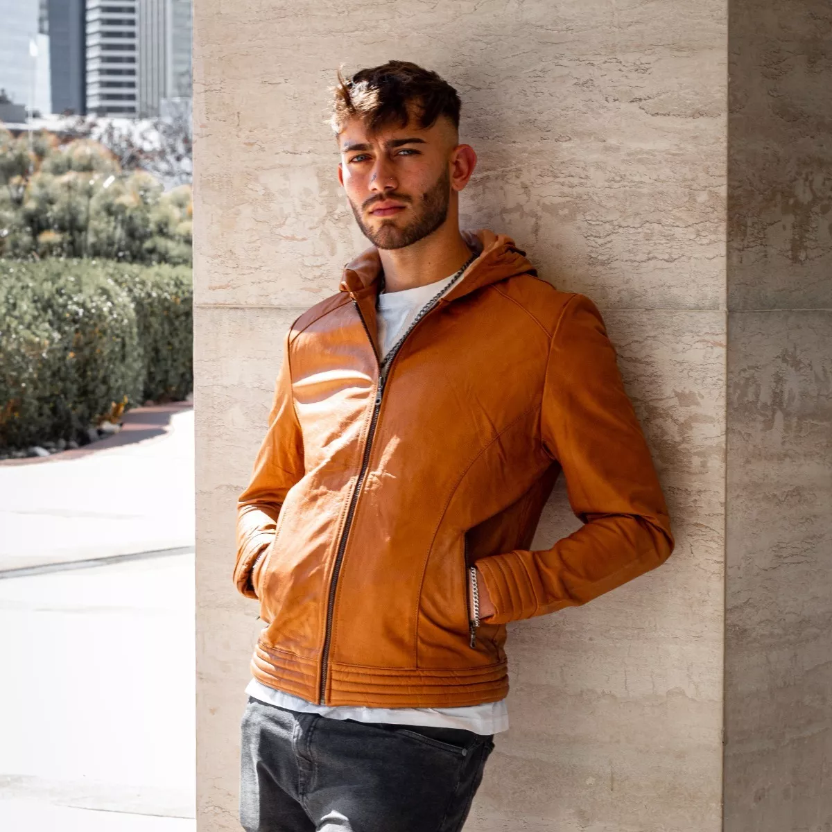 CAMPERA DE CUERO VACUNO 100% LEGITIMO DE HOMBRE  ART: 06