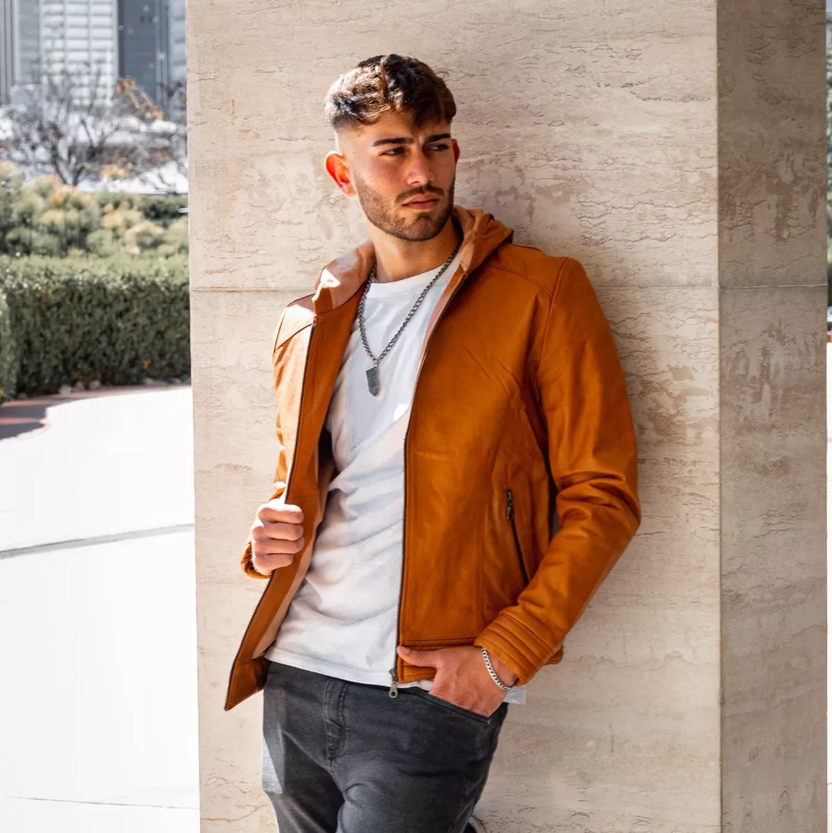 CAMPERA DE CUERO VACUNO 100% LEGITIMO DE HOMBRE  ART: 06