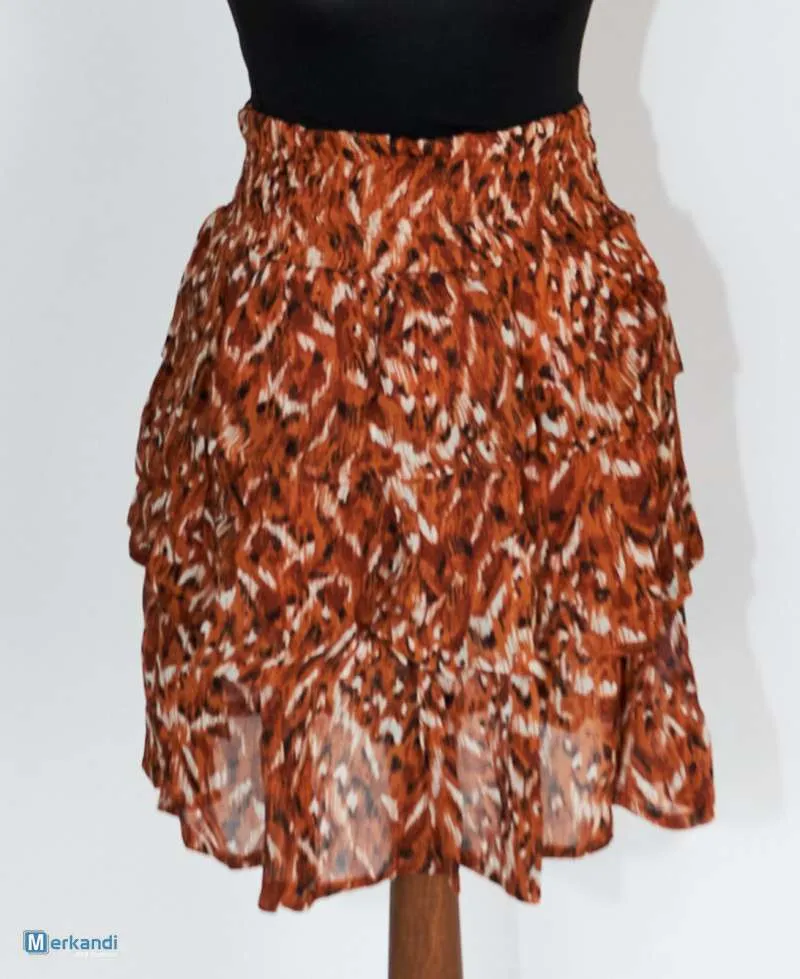 Colección exclusiva de moda para mujer de Inwear: paquete a granel de 30 piezas disponibles