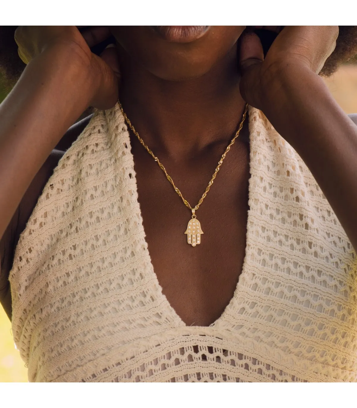 Colgante Mano de Fátima Hamsa Circonitas Oro 18K 22 mm