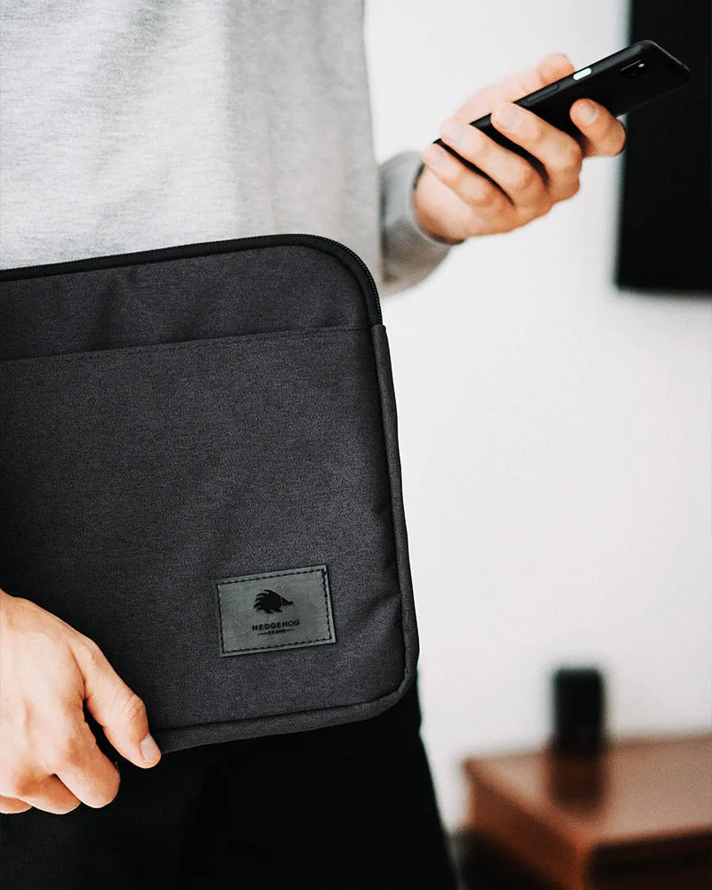 ESTUCHE PORTA LAPTOP CLáSICO NEGRO  BLACK OUT 13,6  14,6  15,6