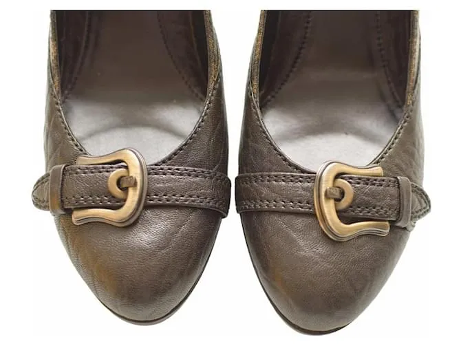 Fendi Zapatos de tacón Castaño 