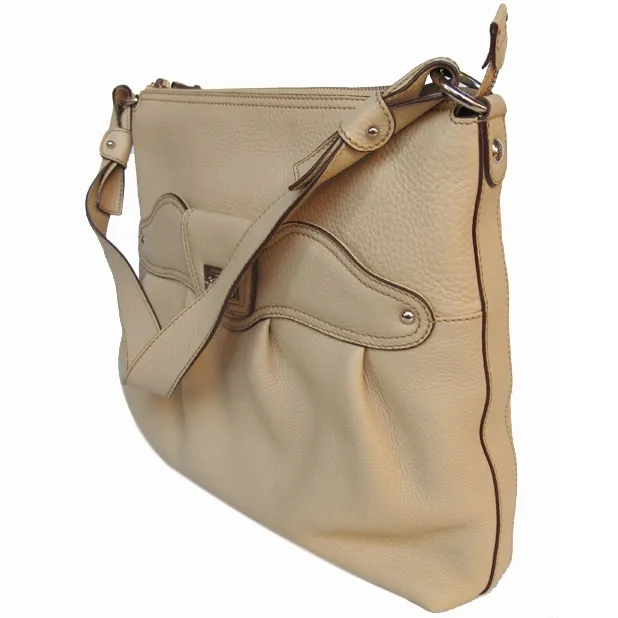 Ferragamo bolso de piel crema