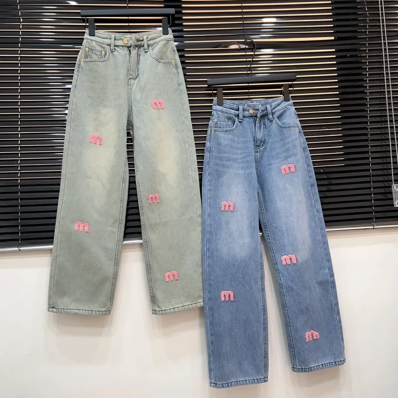 Jeans para mujer Diseñador Pantalón Piernas Tenedor abierto Capris ajustados Pantalones de mezclilla Agregar vellón Estiramiento