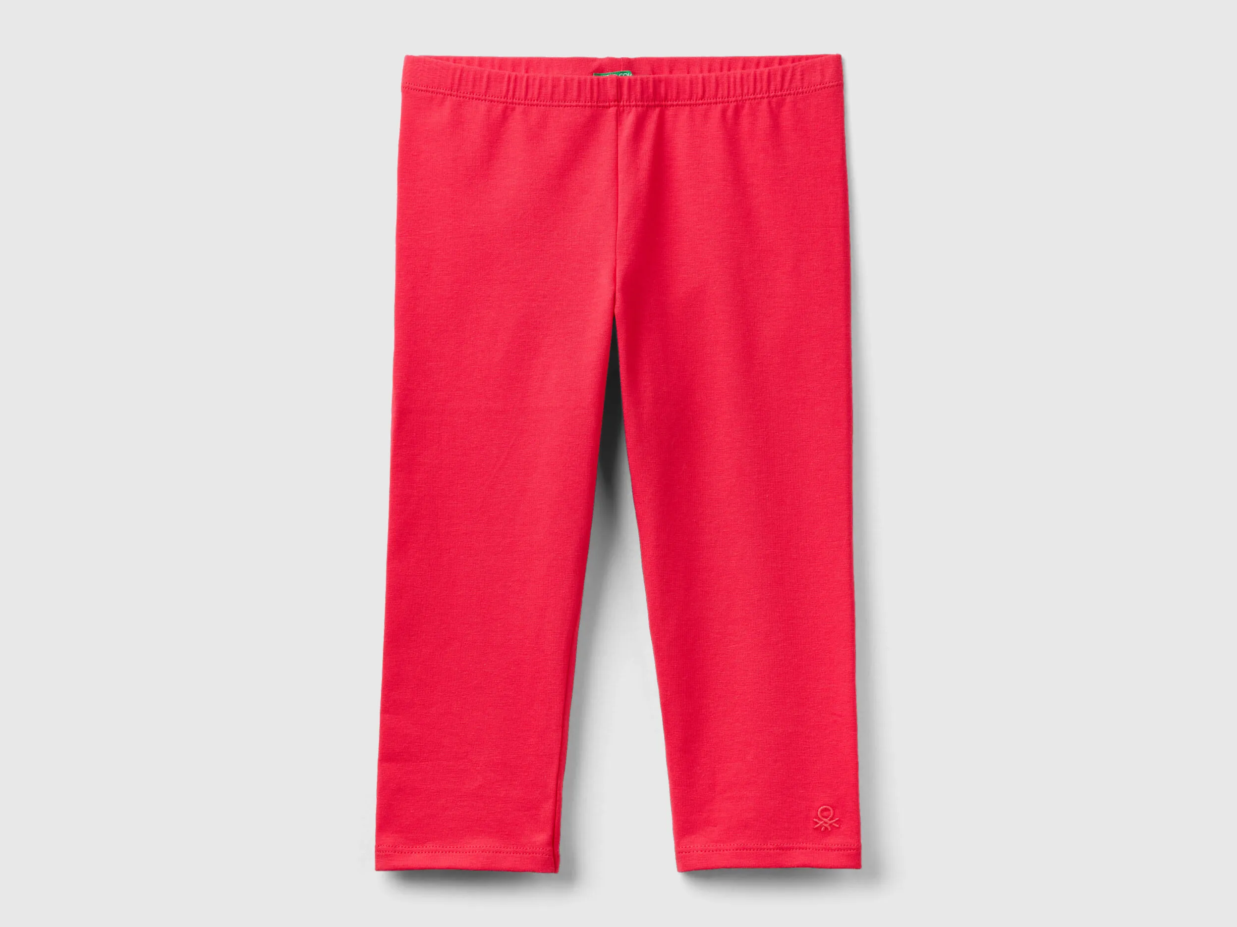 Leggings por encima de la rodilla