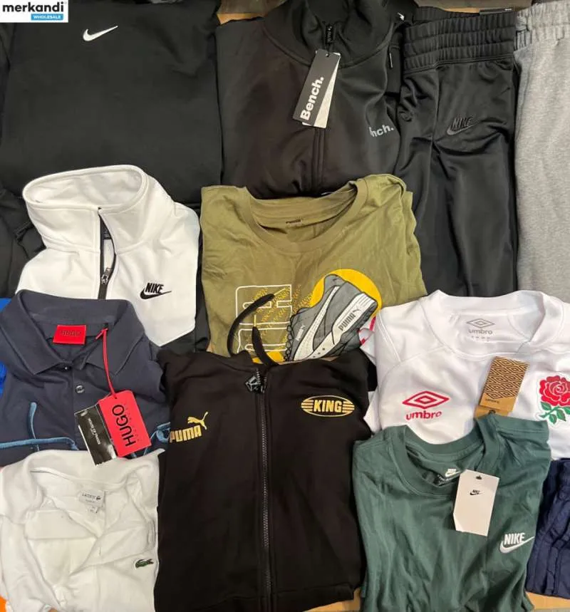 LOTE DE ROPA PARA HOMBRE  ROPA NUEVA, TALLAS Y ESTILOS MIXTOS, TODAS LAS MARCAS Y MARCAS DE LA CASA FRASER  95 KG CANTIDAD MíN