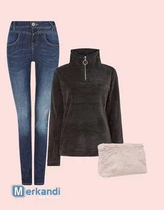 Lote Elegance para Mujer: Colección de Ropa de Temporada con Más de 500 Modelos