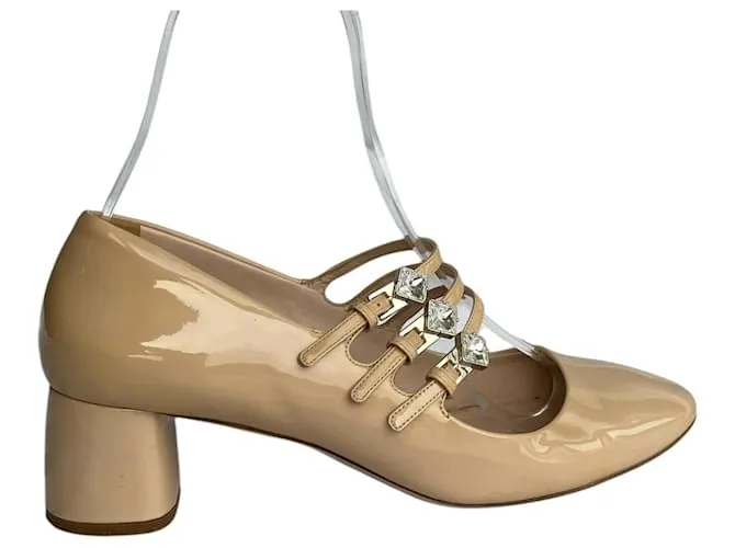 Miu Miu Zapatos de tacón Beige 