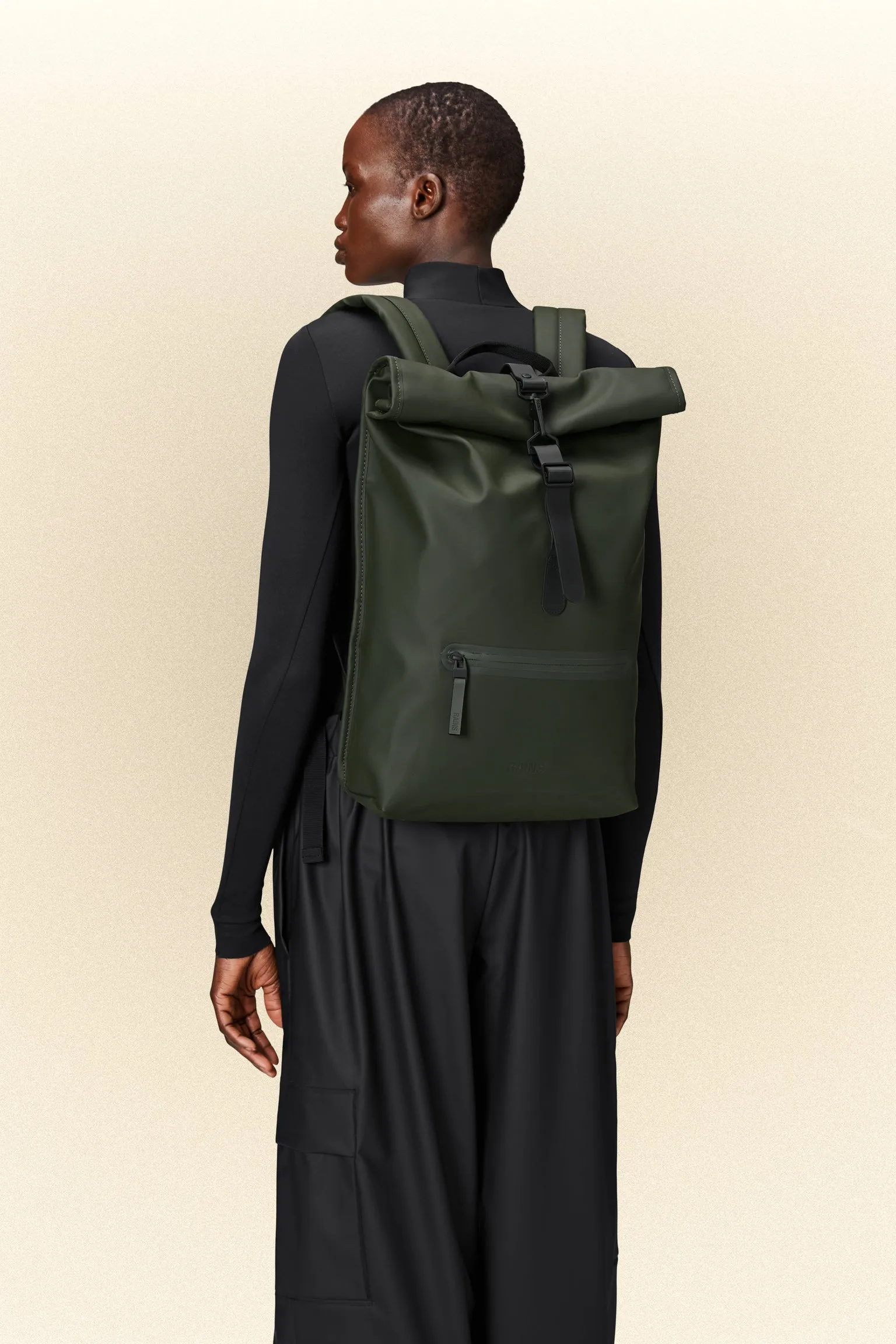 MOCHILA ROLLTOP VERDE