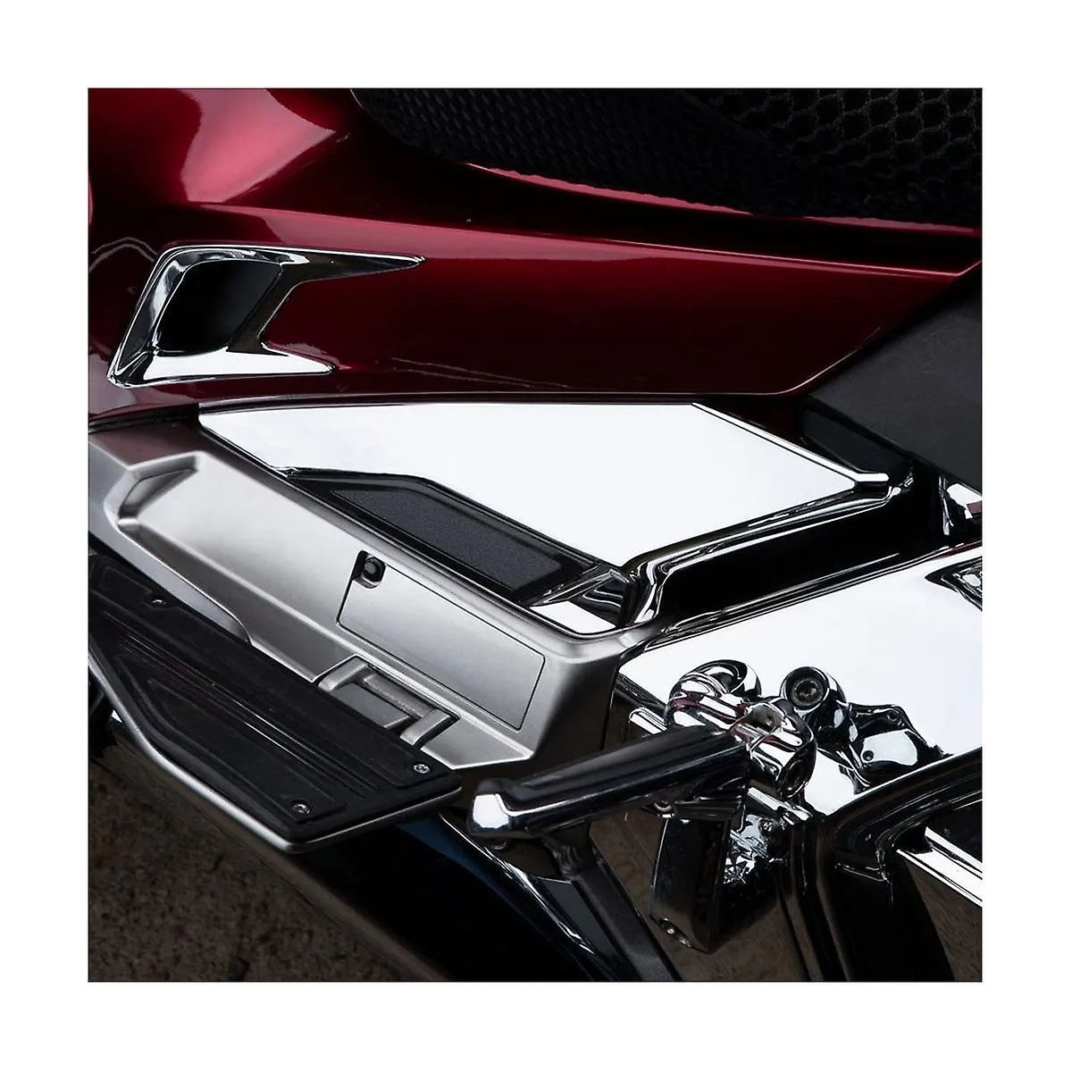 MOTORCYCLE SIDE FAIRING COVERS DECORATIVE TRIM FOR GOLD WING 1800 GOLDWING TOUR GL1800 F6B 1823