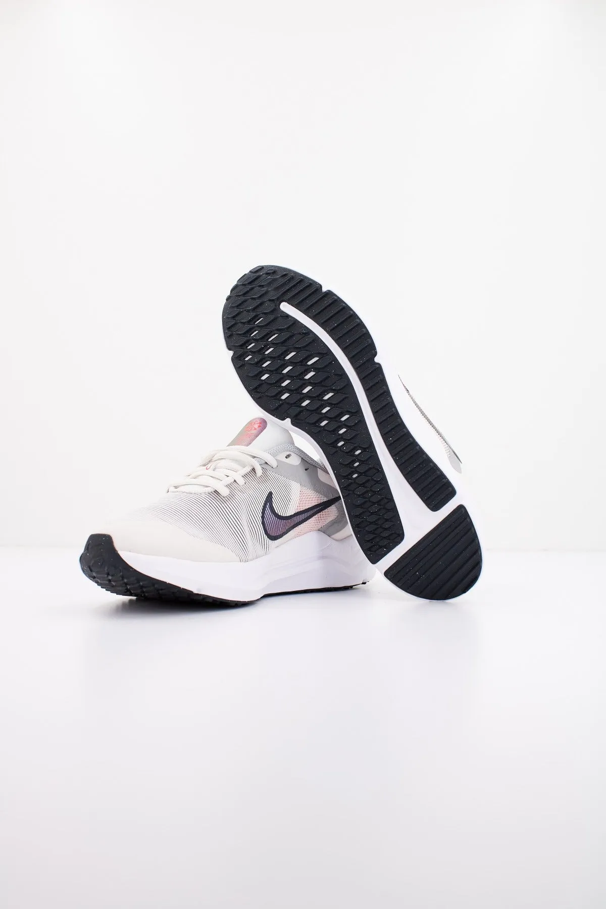 NIKE DOWNSHIFTER 12 BIG KIDS