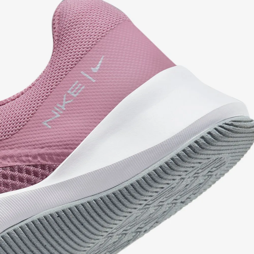 NIKE MC TRAINER 2