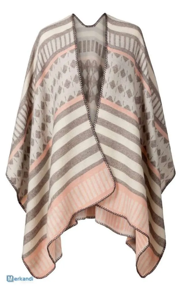 NUEVA COLECCIóN DE PONCHOS Y RUANAS  TEJIDOS DE ALTA CALIDAD Y DISEñOS VARIADOS  REF: RNEW01