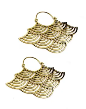 PENDIENTES GRANDES MUJER DORADOS CON DISEÑO DE OLA, GRAN VIA MADRID