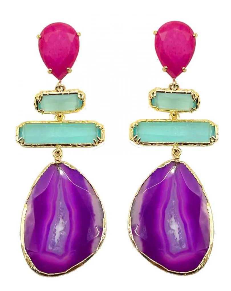 PENDIENTES MORADOS LARGOS DISEÑO JUEGO DE COLOR Y FORMAS