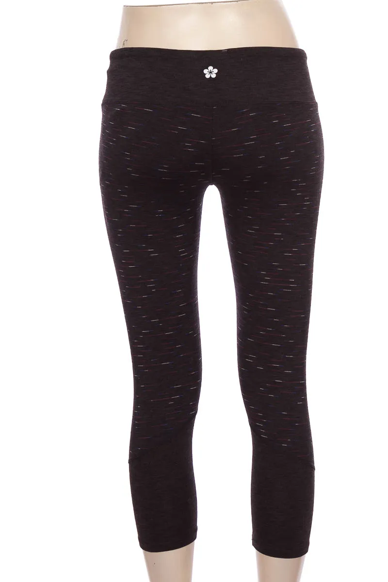 ROPA DEPORTIVA / SALIDA DE BAñO COLOR NEGRO  TUFF ATHLETICS