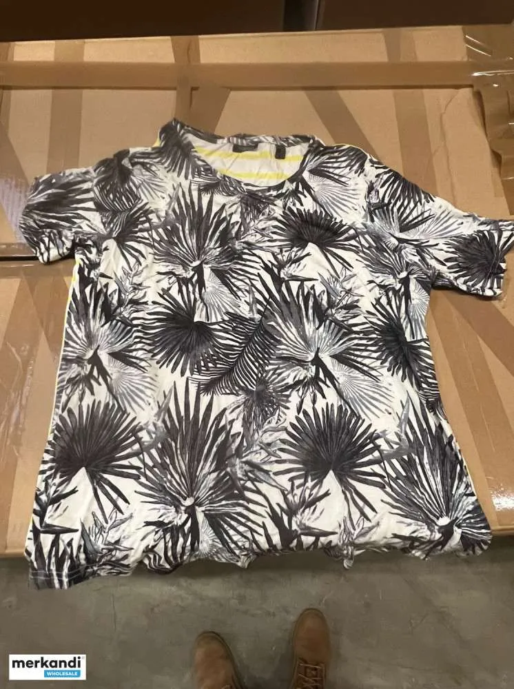 SOLO EXPORTACIÓN: KILOGRAMOS DE ROPA  9 PALETAS  MEZCLA BUFANDAS / CAMISETAS PARA