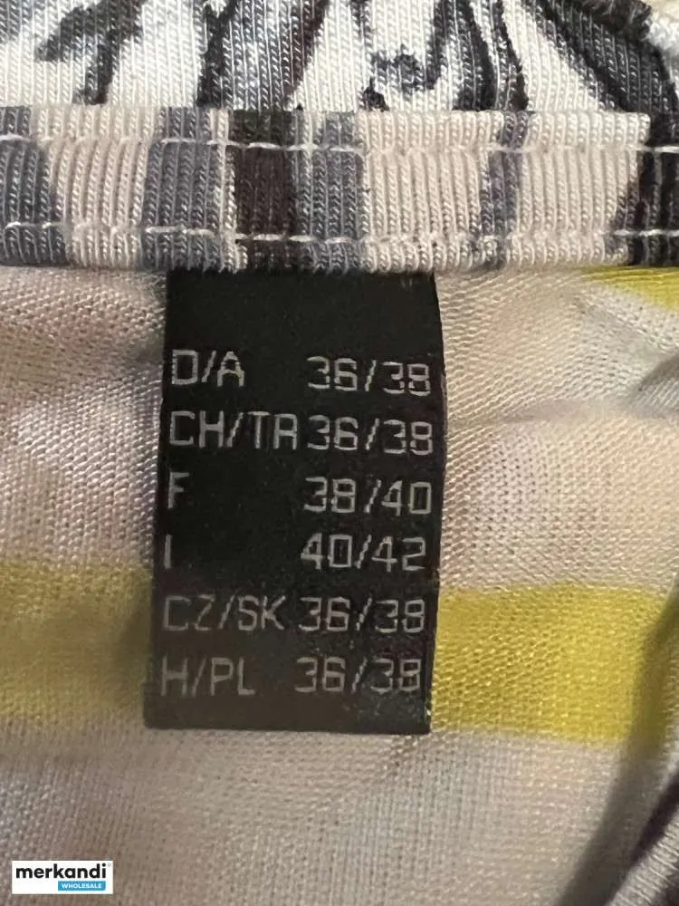 SOLO EXPORTACIÓN: KILOGRAMOS DE ROPA  9 PALETAS  MEZCLA BUFANDAS / CAMISETAS PARA