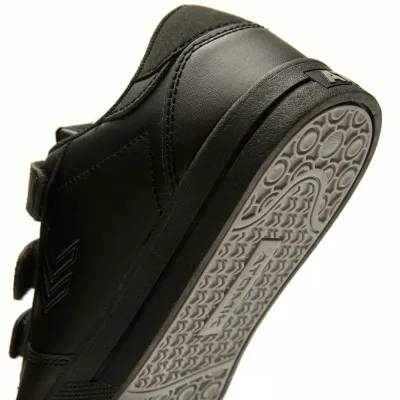 ZAPATILLA ATOMIK PRINCETON C TOTAL BLACK ABROJO ESCOLAR