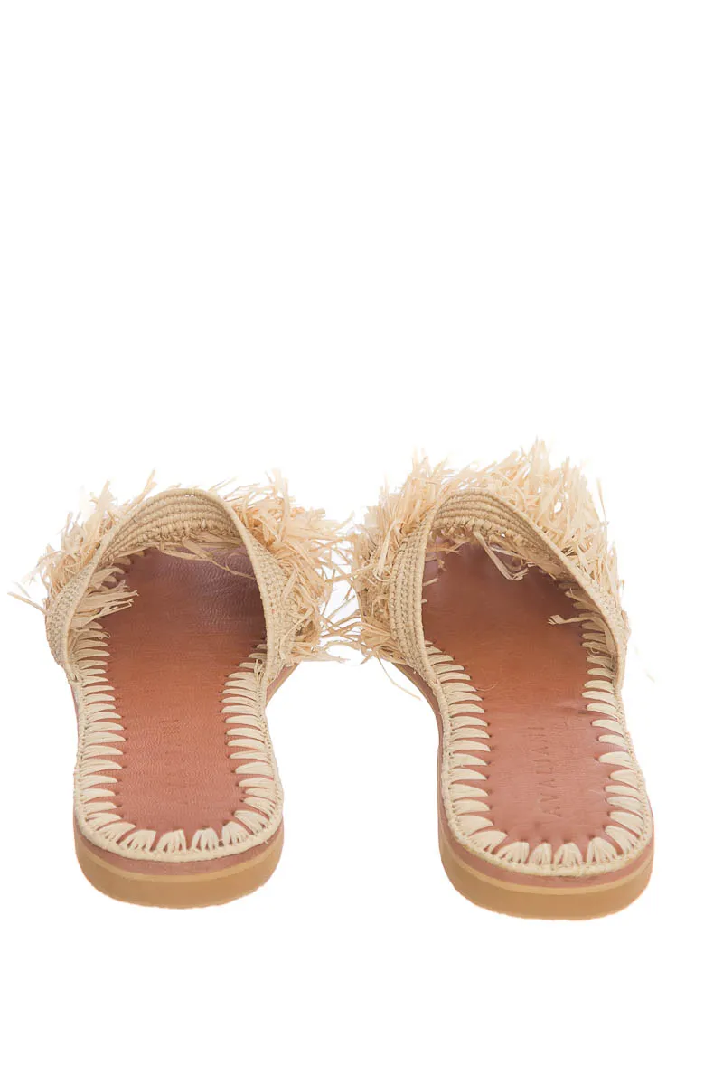 ZAPATOS COLOR BEIGE  AVALIANI