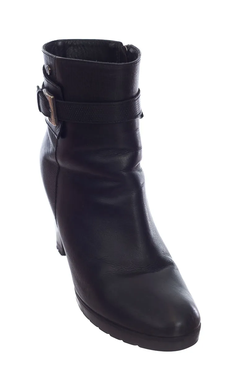 ZAPATOS COLOR NEGRO  BOSI