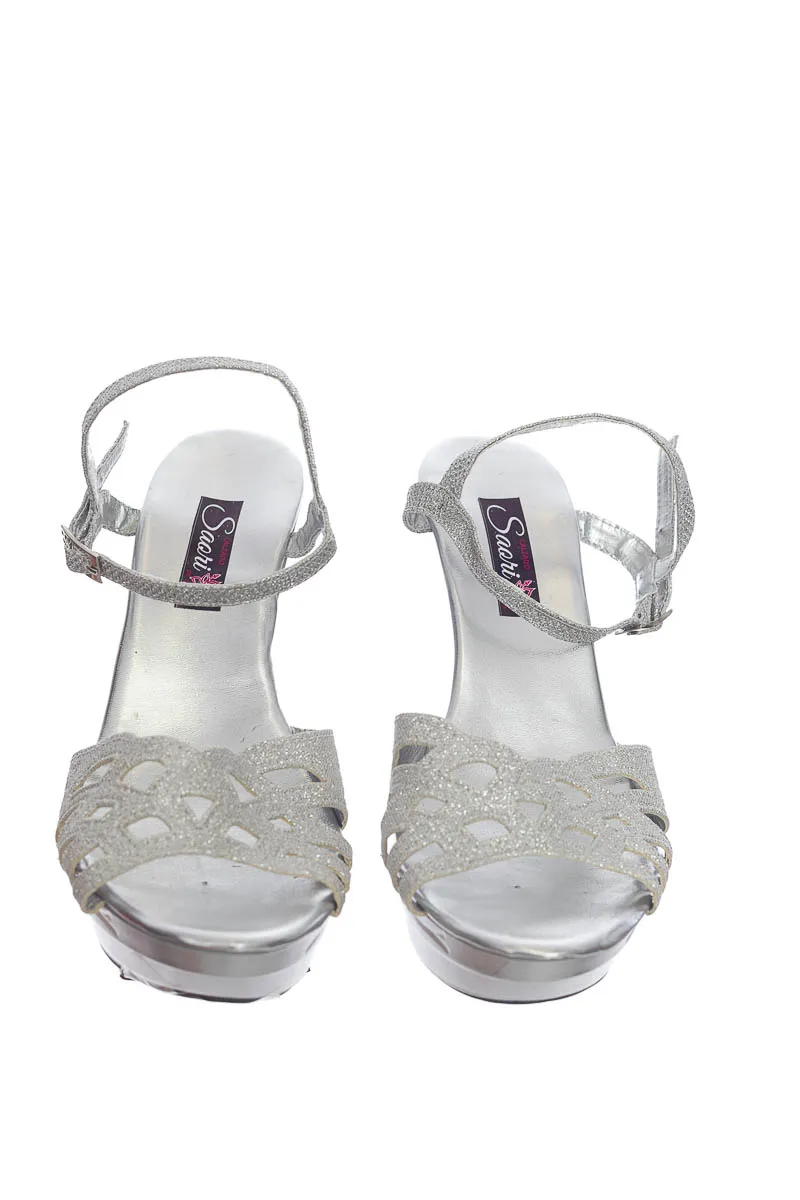 ZAPATOS COLOR PLATEADO  SAORI