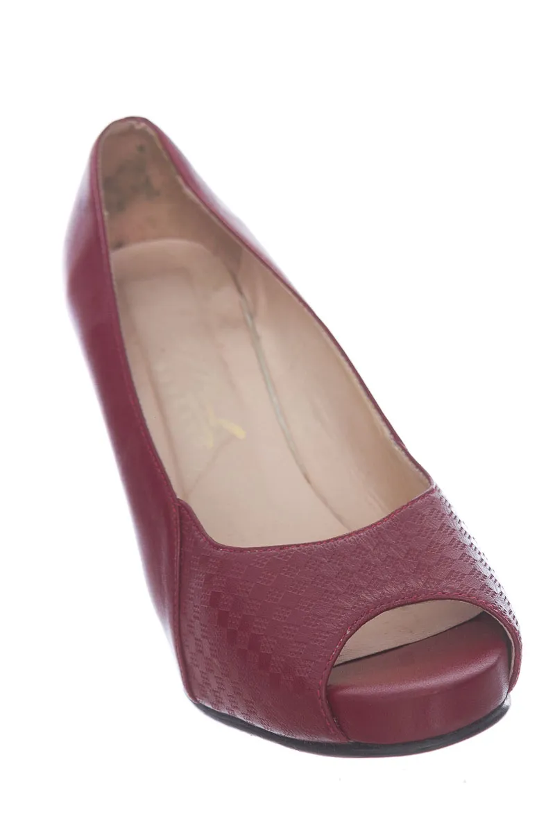ZAPATOS COLOR VINOTINTO  CALZADO FRIDA
