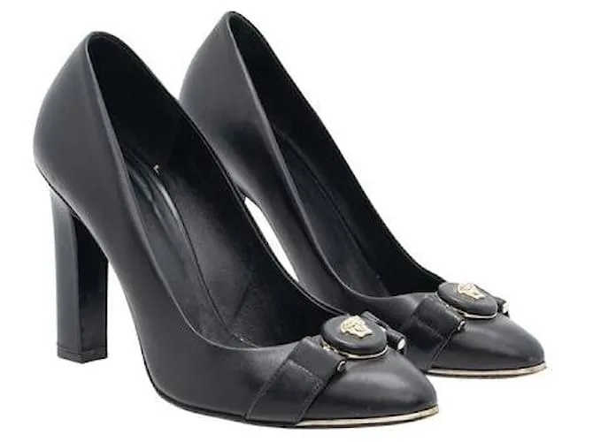 Zapatos de tacón negros de Versace 