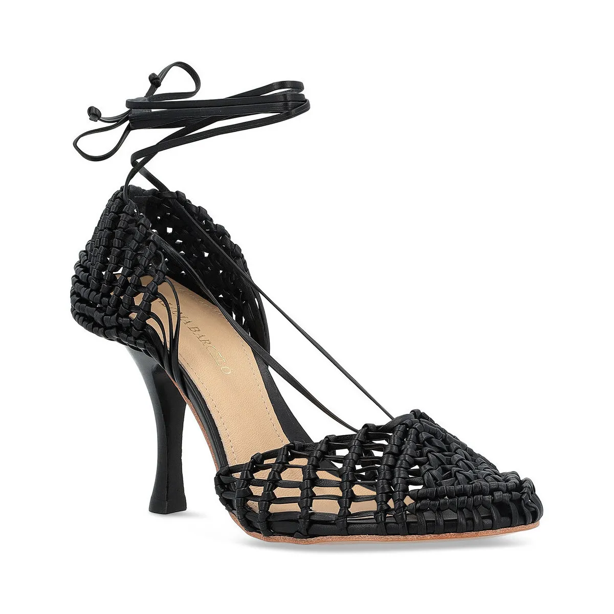 Zapatos de tacón Paloma Barcelo Chieko en tejido negro