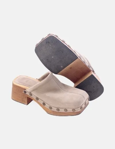 Zara Zueco gris casual
